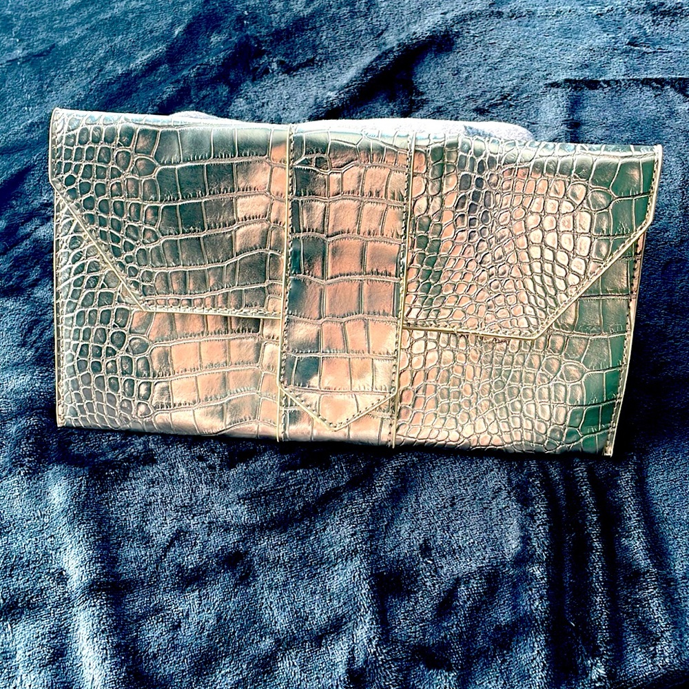 JJ Winters Nikki Clutch
